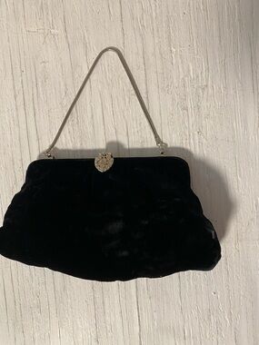 Vintage Black Velvet Evening Clutch with Silver Chain